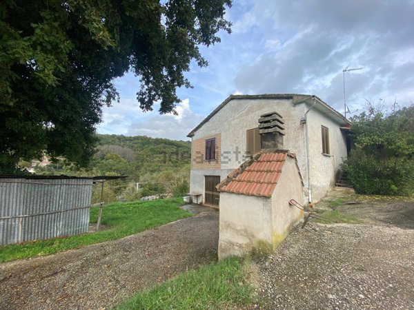 casa indipendente in vendita a Labro