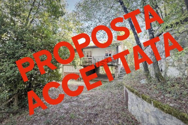 casa indipendente in vendita a Labro