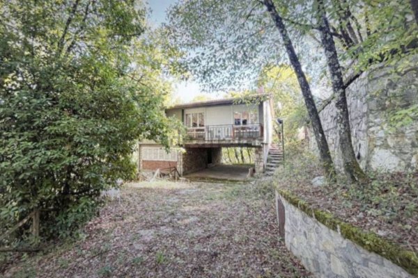 casa indipendente in vendita a Labro