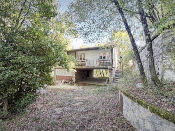 casa indipendente in vendita a Labro