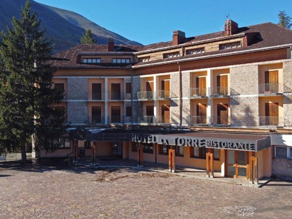 intera palazzina in vendita a Leonessa