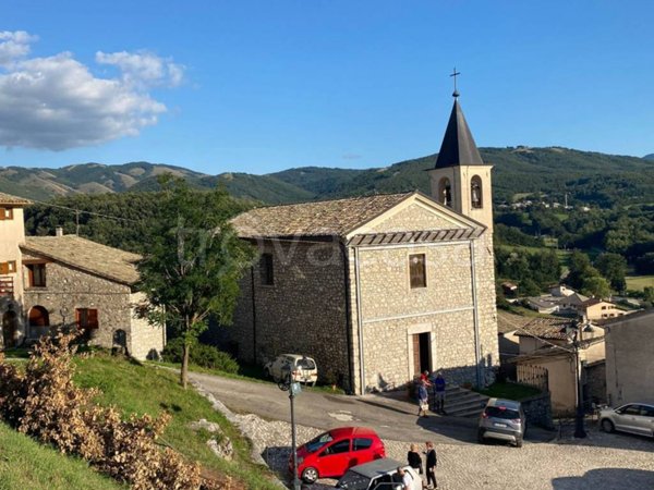 appartamento in vendita a Leonessa in zona Vindoli