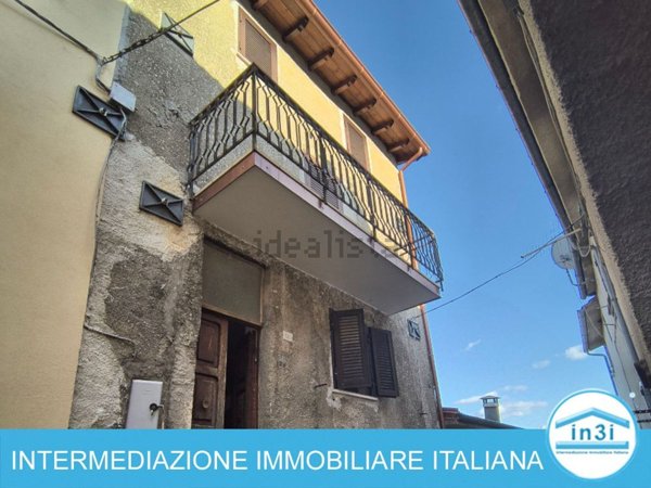 intera palazzina in vendita a Leonessa