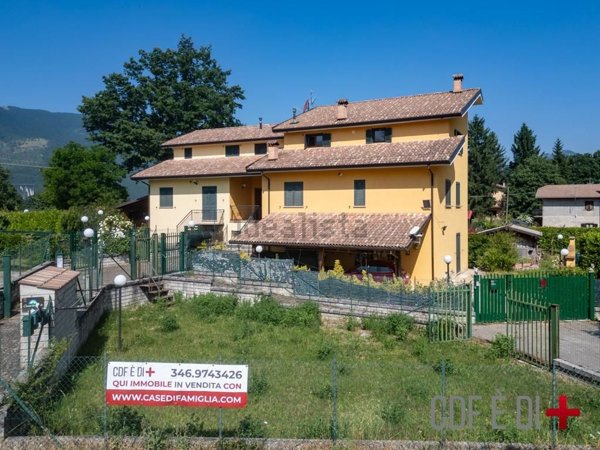 appartamento in vendita a Leonessa in zona Villa Alesse