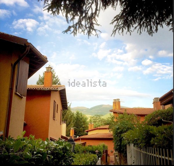 appartamento in vendita a Leonessa in zona Villa Climinti