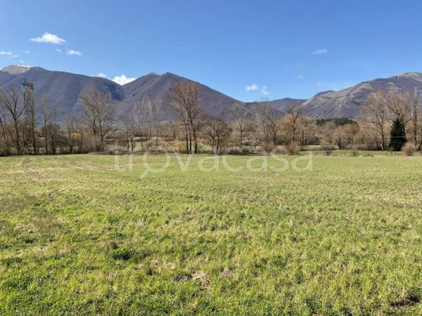 casa indipendente in vendita a Leonessa in zona Vallunga