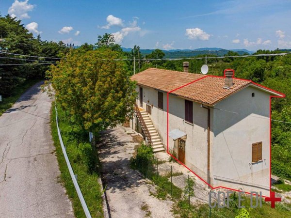 casa indipendente in vendita a Longone Sabino in zona San Silvestro