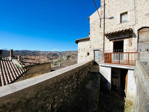 appartamento in vendita a Longone Sabino in zona Rocca Ranieri