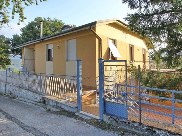 appartamento in vendita a Longone Sabino in zona Rocca Ranieri