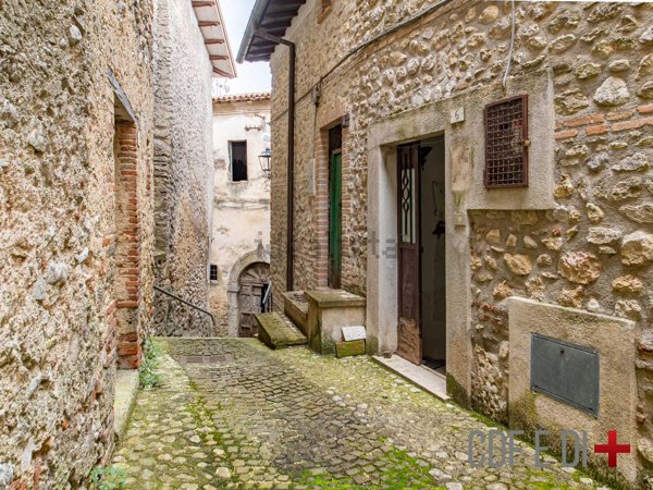 appartamento in vendita a Longone Sabino in zona Rocca Ranieri