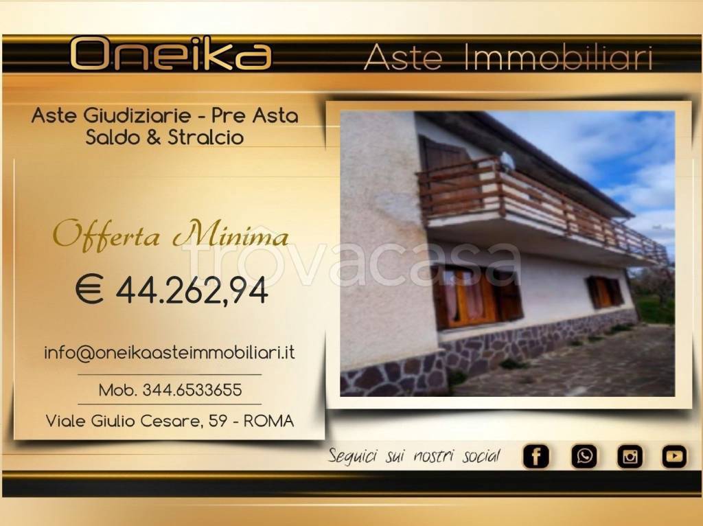 casa indipendente in vendita a Longone Sabino