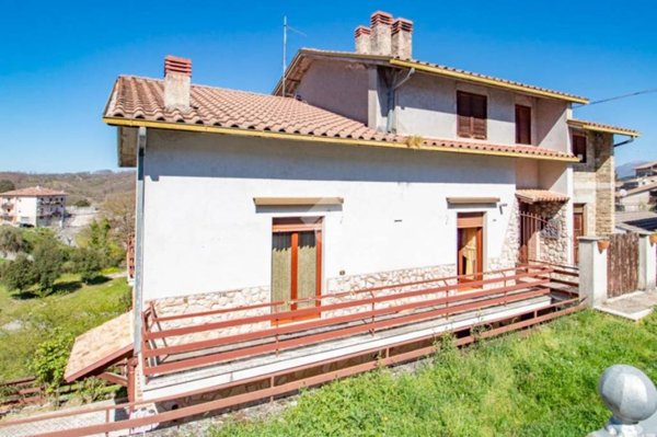 appartamento in vendita a Longone Sabino in zona Rocca Ranieri