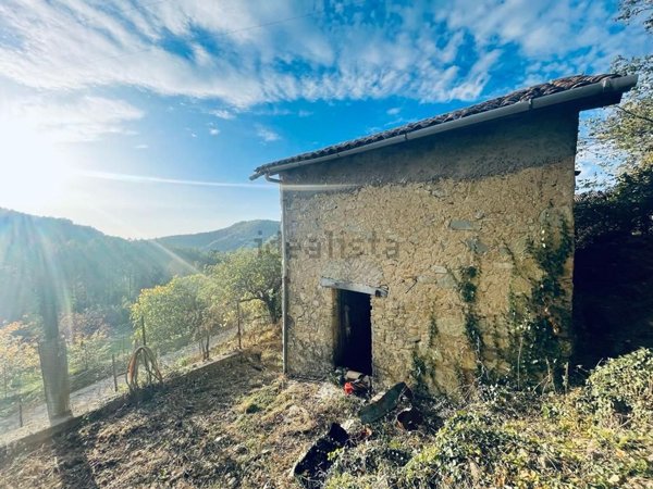 casale in vendita a Longone Sabino in zona Longone Sabino