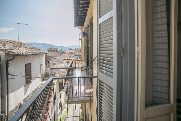 casa indipendente in vendita a Magliano Sabina