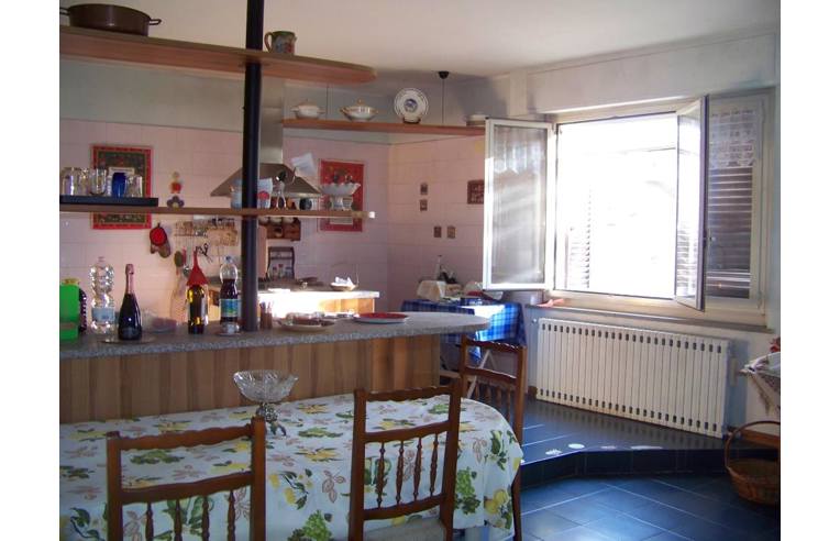 casa indipendente in vendita a Magliano Sabina
