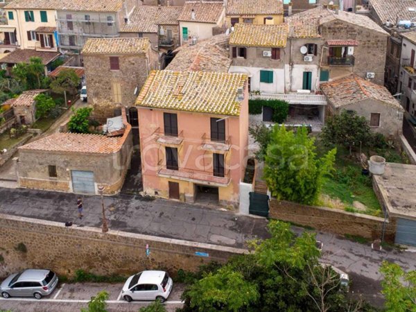 casa indipendente in vendita a Magliano Sabina