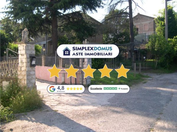 casa indipendente in vendita a Magliano Sabina