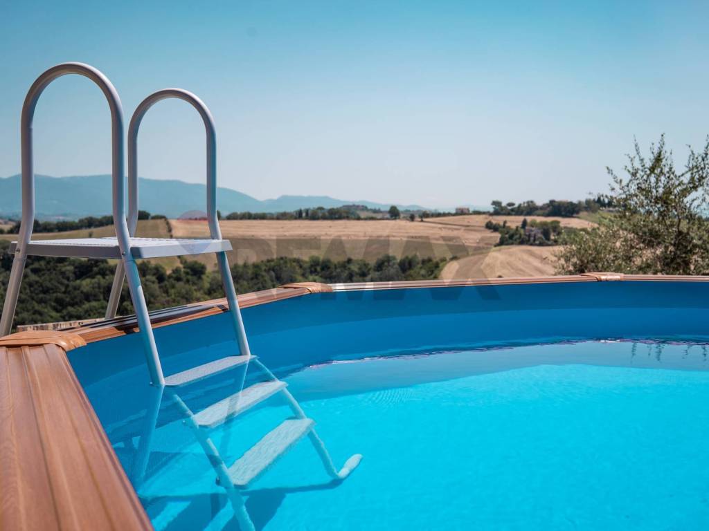 intera palazzina in vendita a Magliano Sabina