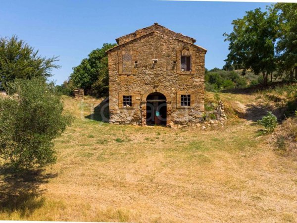 casa indipendente in vendita a Magliano Sabina