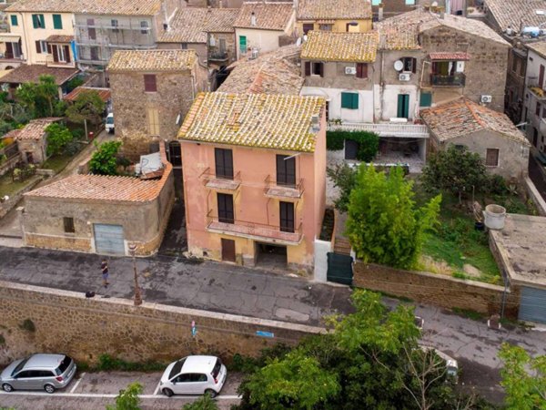casa indipendente in vendita a Magliano Sabina