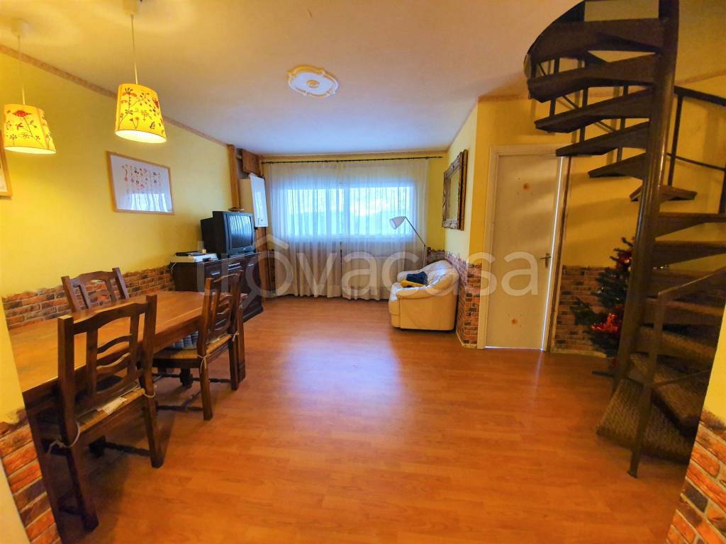 appartamento in vendita a Micigliano