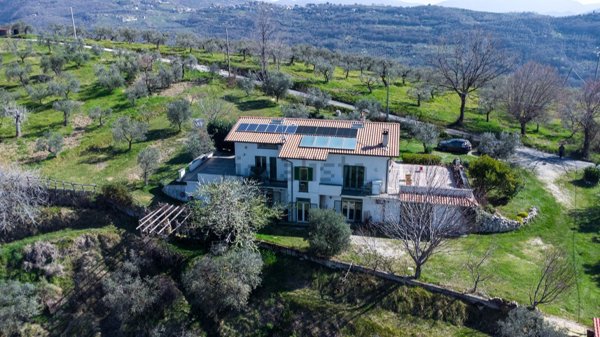 casa indipendente in vendita a Mompeo