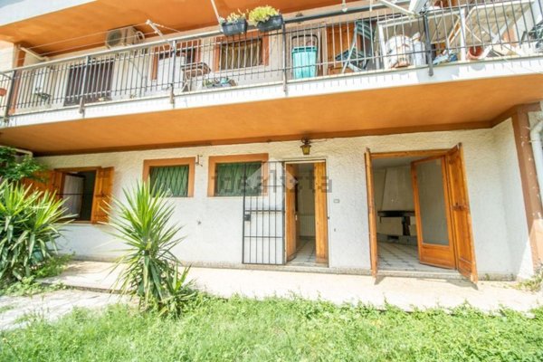 appartamento in vendita a Montasola