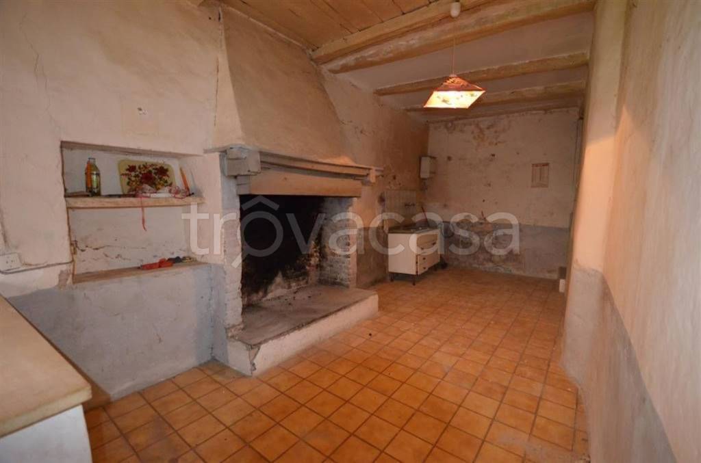 appartamento in vendita a Montebuono