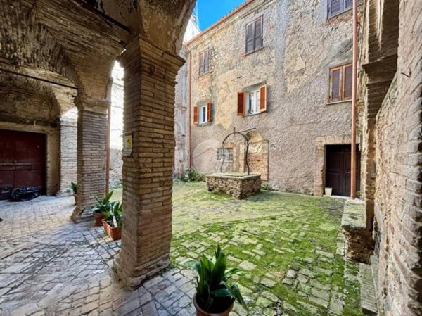 appartamento in vendita a Montebuono