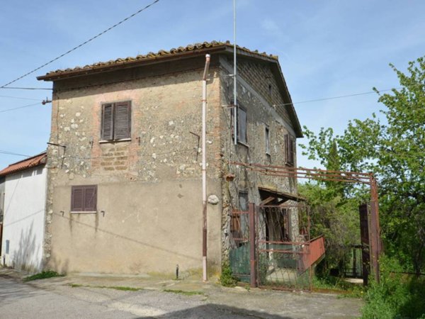 casa indipendente in vendita a Montebuono in zona Sant'Andrea