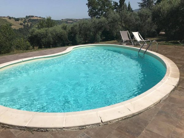 casa indipendente in vendita a Montebuono in zona Fianello