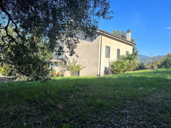 casa indipendente in vendita a Montebuono in zona Fianello