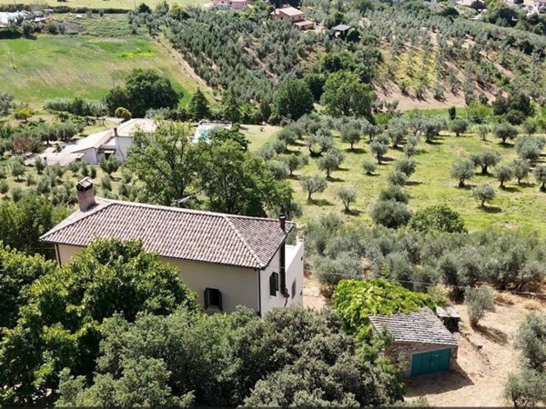 casale in vendita a Montebuono