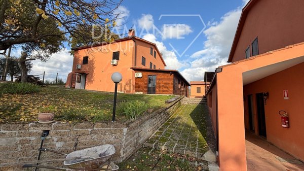 appartamento in vendita a Montebuono in zona Fianello