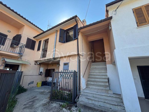 appartamento in vendita a Montebuono