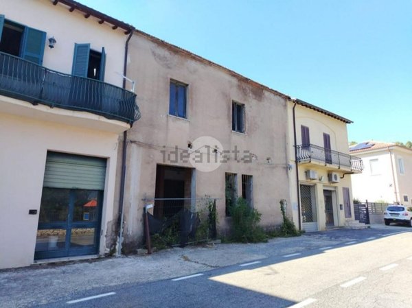 appartamento in vendita a Montebuono
