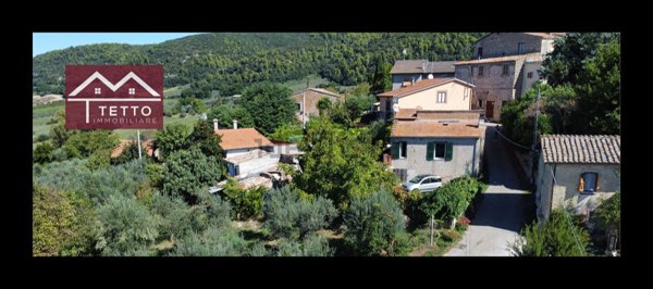 appartamento in vendita a Montebuono in zona Sant'Andrea