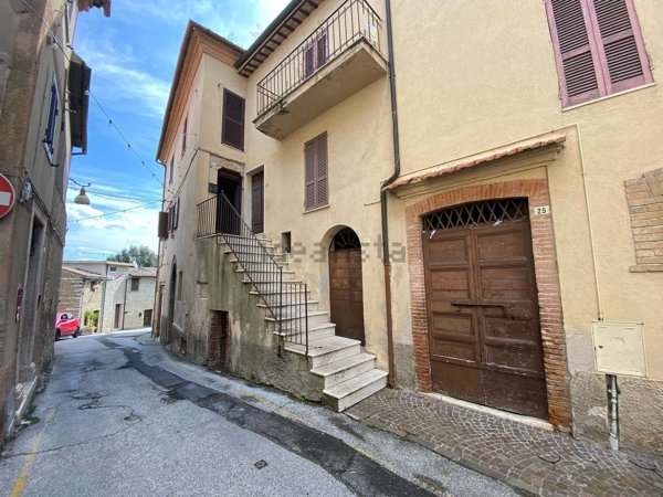 appartamento in vendita a Monteleone Sabino
