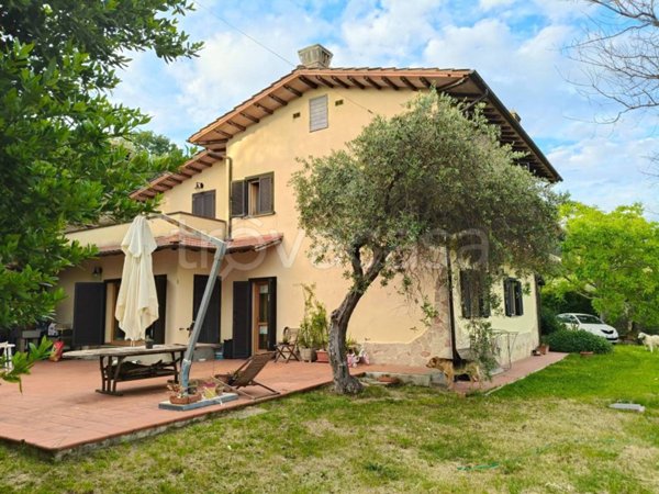 casa indipendente in vendita a Monteleone Sabino in zona Ginestra Sabina
