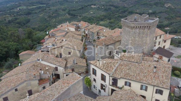 appartamento in vendita a Monteleone Sabino in zona Ginestra Sabina