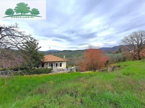 casa indipendente in vendita a Monteleone Sabino