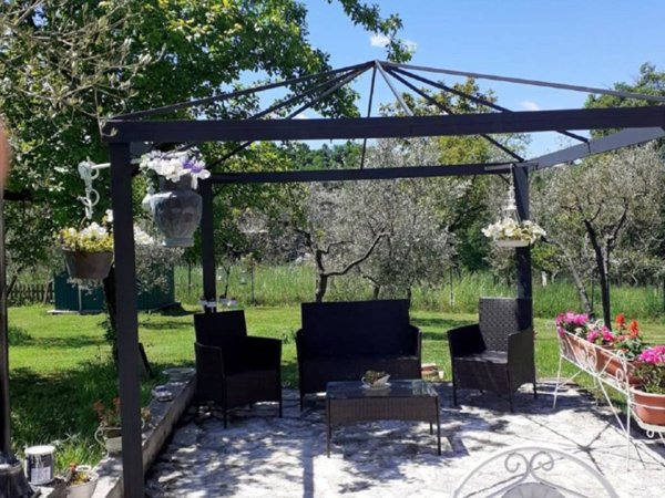 casa indipendente in vendita a Monteleone Sabino