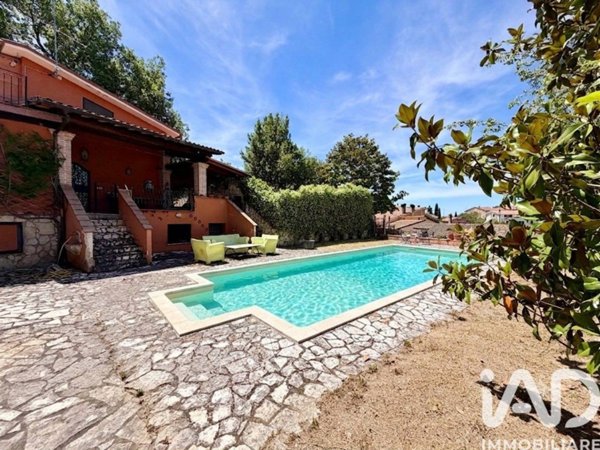 casa indipendente in vendita a Monteleone Sabino in zona Ginestra Sabina