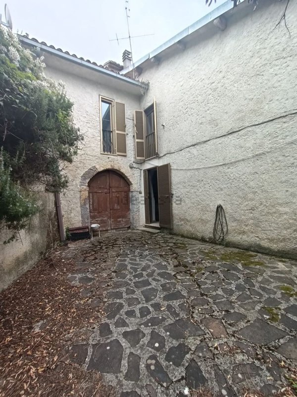 appartamento in vendita a Monte San Giovanni in Sabina