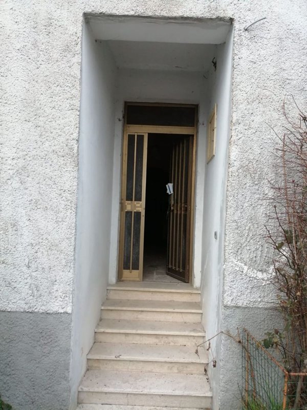 quadrivano in vendita a Monte San Giovanni in Sabina