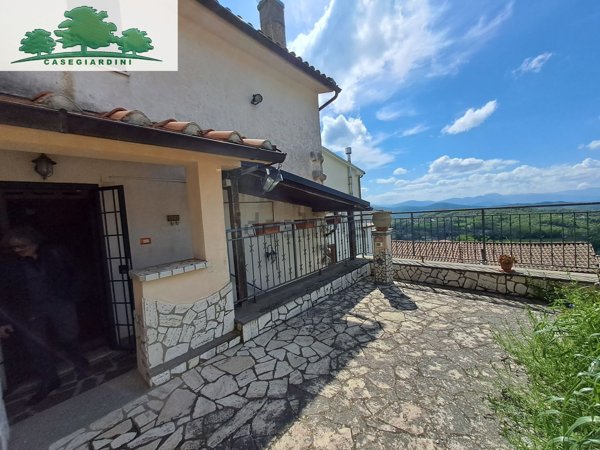 casa indipendente in vendita a Monte San Giovanni in Sabina