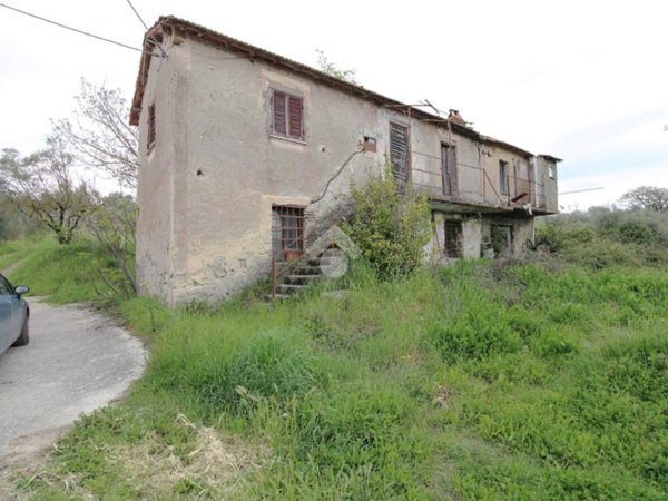 casa indipendente in vendita a Montopoli di Sabina