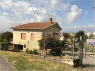 casa indipendente in vendita a Montopoli di Sabina