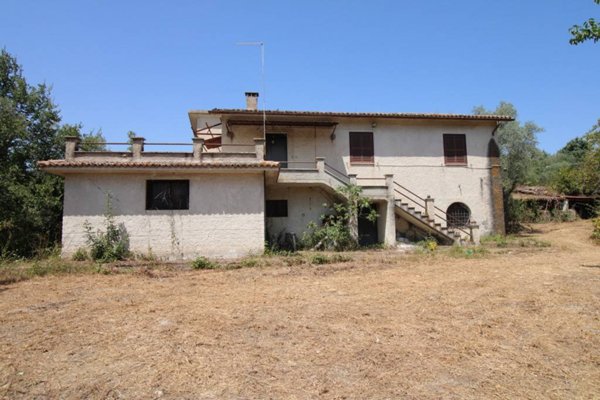 casa indipendente in vendita a Montopoli di Sabina in zona Bocchignano