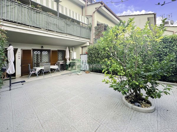 casa indipendente in vendita a Montopoli di Sabina